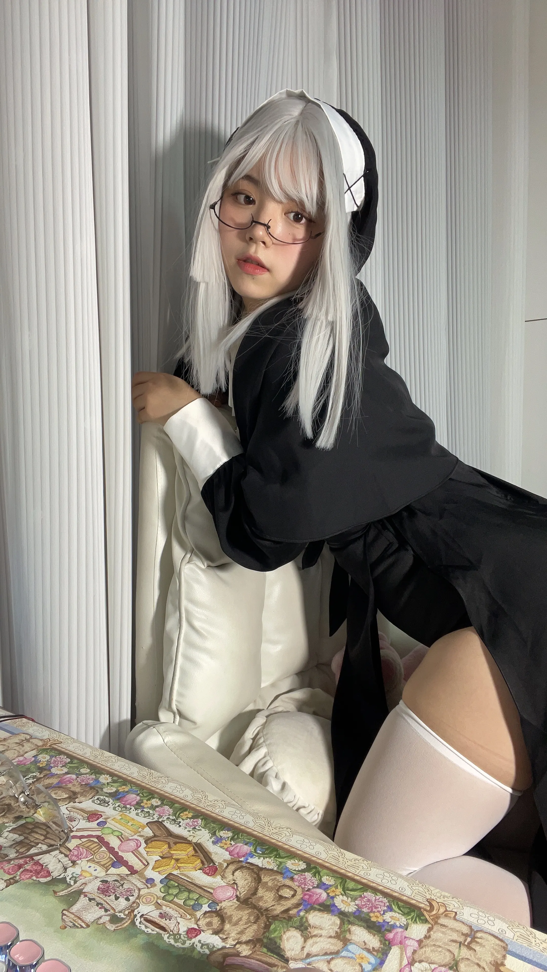 葱油饼er – 修女 51P